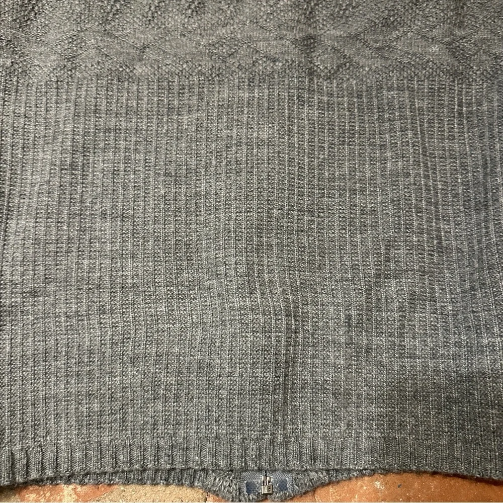 Sweater House vintage turtleneck